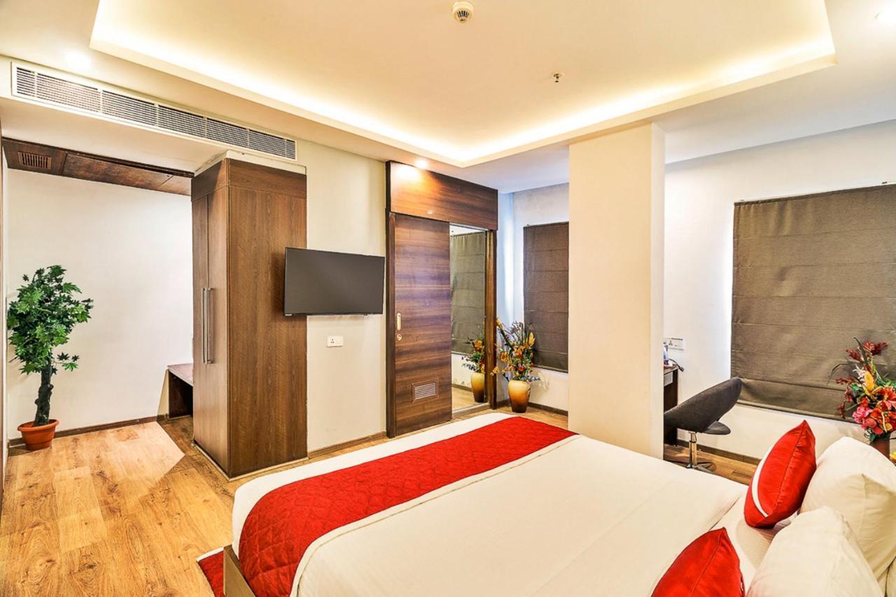 Jagadish Brigade Hotel Bangalore Extérieur photo