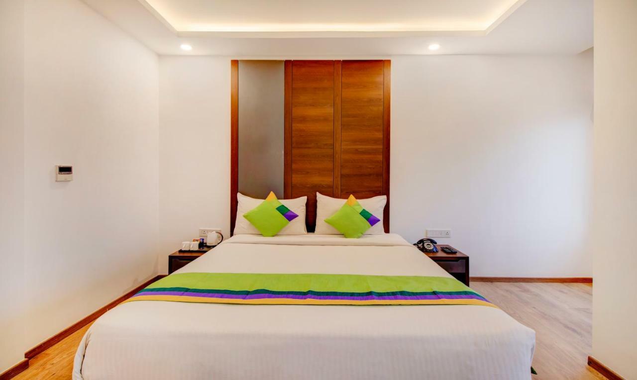 Jagadish Brigade Hotel Bangalore Extérieur photo